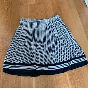 Talbots Navy and White Skirt NWT Sz 16P